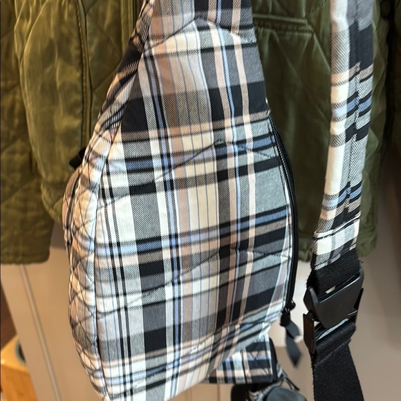 NWOT Vera Bradley Iconic Mini Sling Backpack Belt Bag - Cozy Plaid Neutral - Picture 4 of 7